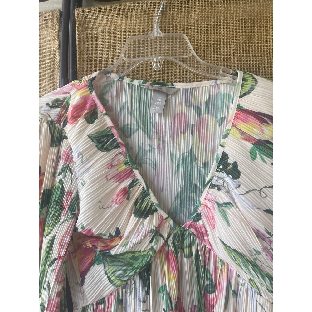 Dress‎ - Picture 4 of 6